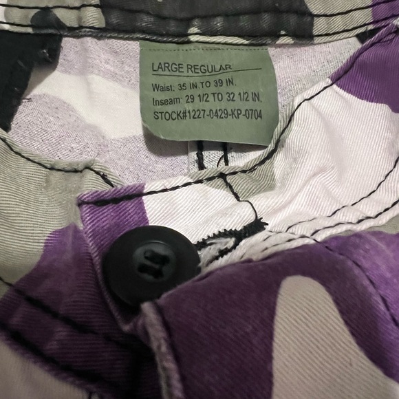 Men's Purple Camo Cargo Pants - Picture 3 of 5